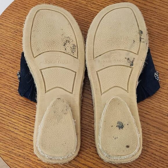 Bare Traps Karma Beaded Flip Flops in Dark Navy Size 7 Navy Boho Sandals - Picture 8 of 8